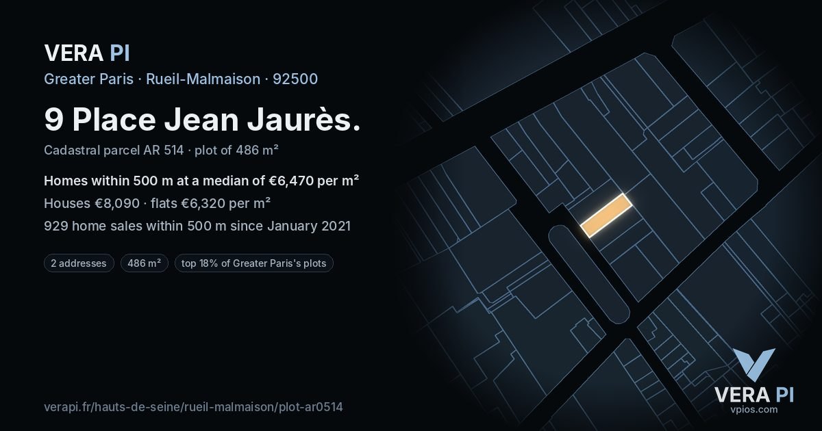 9 Place Jean Jaurès, Rueil-Malmaison at night – the plot lit, the parcels around coloured by the prices near them