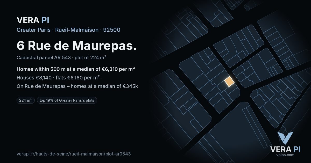 6 Rue de Maurepas, Rueil-Malmaison at night – the plot lit, the parcels around coloured by the prices near them