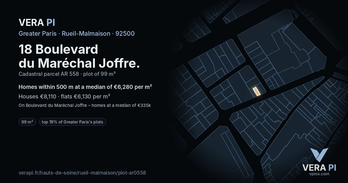 18 Boulevard du Maréchal Joffre, Rueil-Malmaison at night – the plot lit, the parcels around coloured by the prices near them