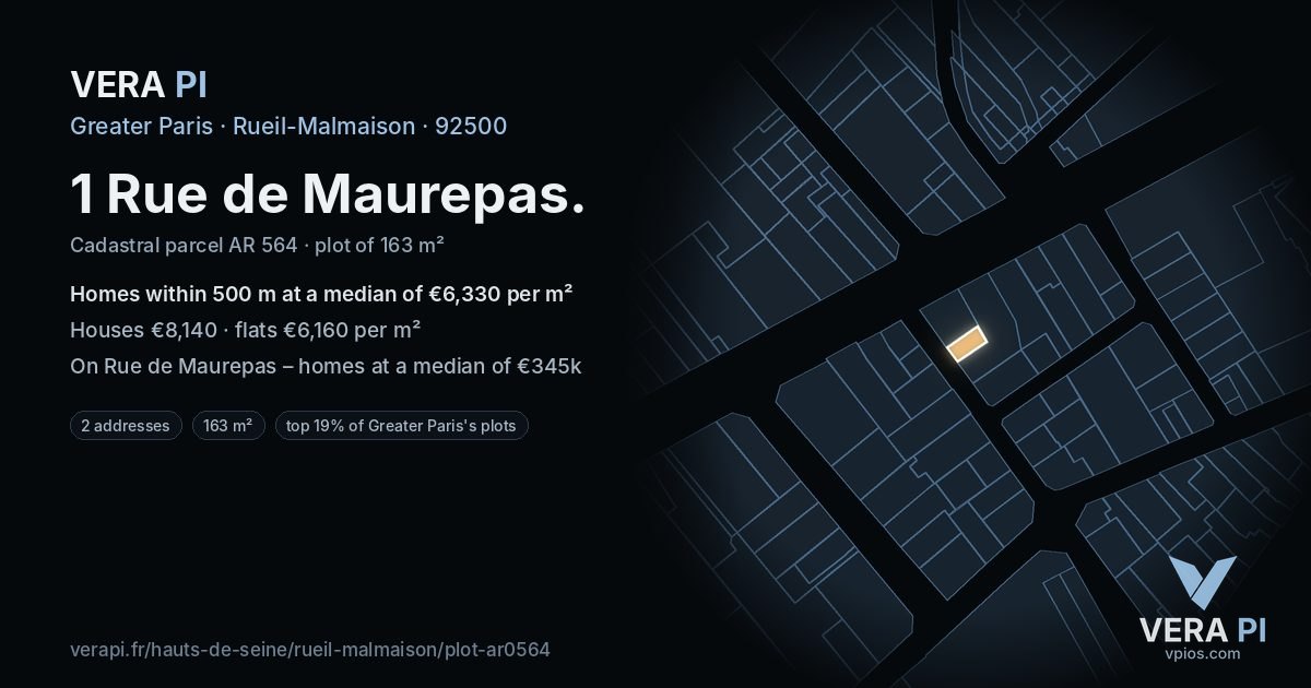 1 Rue de Maurepas, Rueil-Malmaison at night – the plot lit, the parcels around coloured by the prices near them