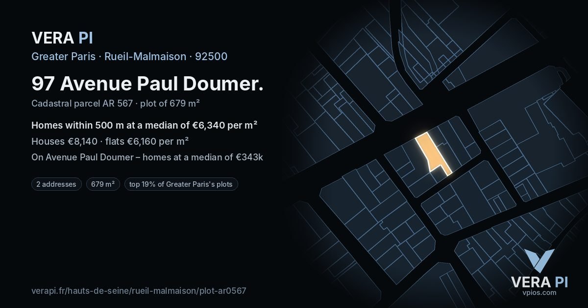97 Avenue Paul Doumer, Rueil-Malmaison at night – the plot lit, the parcels around coloured by the prices near them