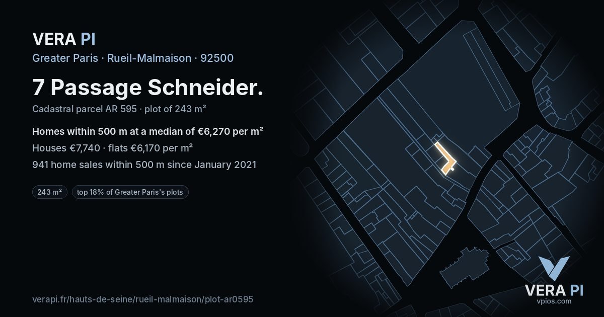 7 Passage Schneider, Rueil-Malmaison at night – the plot lit, the parcels around coloured by the prices near them