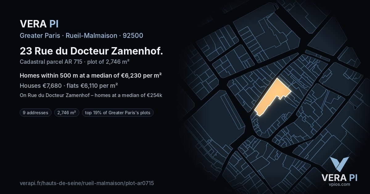 23 Rue du Docteur Zamenhof, Rueil-Malmaison at night – the plot lit, the parcels around coloured by the prices near them