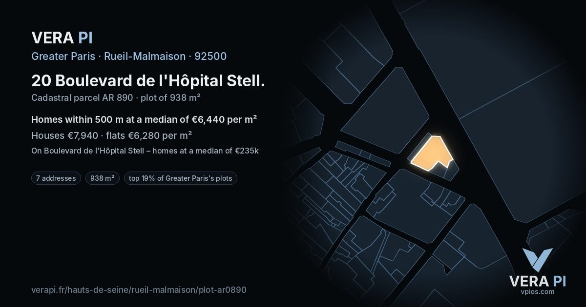 20 Boulevard de l'Hôpital Stell, Rueil-Malmaison at night – the plot lit, the parcels around coloured by the prices near them