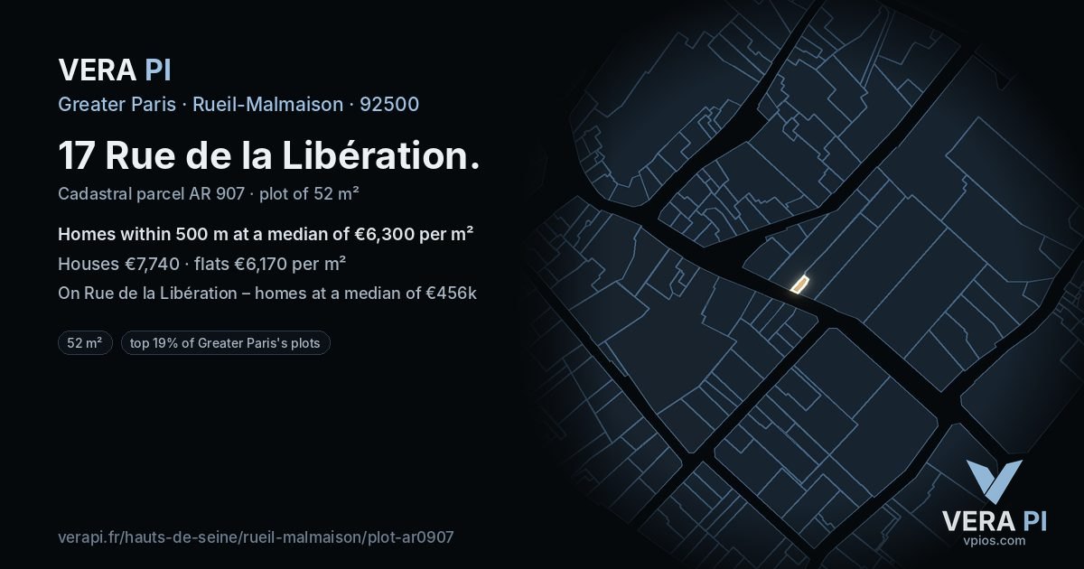 17 Rue de la Libération, Rueil-Malmaison at night – the plot lit, the parcels around coloured by the prices near them