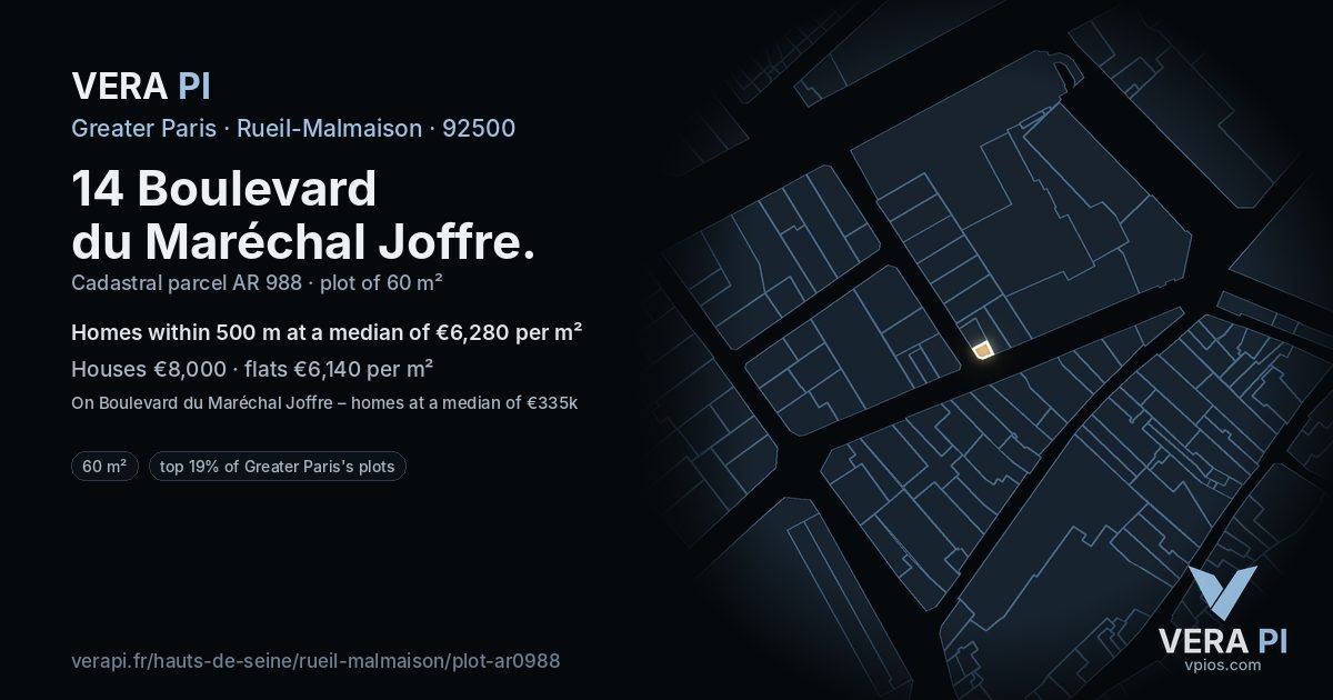 14 Boulevard du Maréchal Joffre, Rueil-Malmaison at night – the plot lit, the parcels around coloured by the prices near them