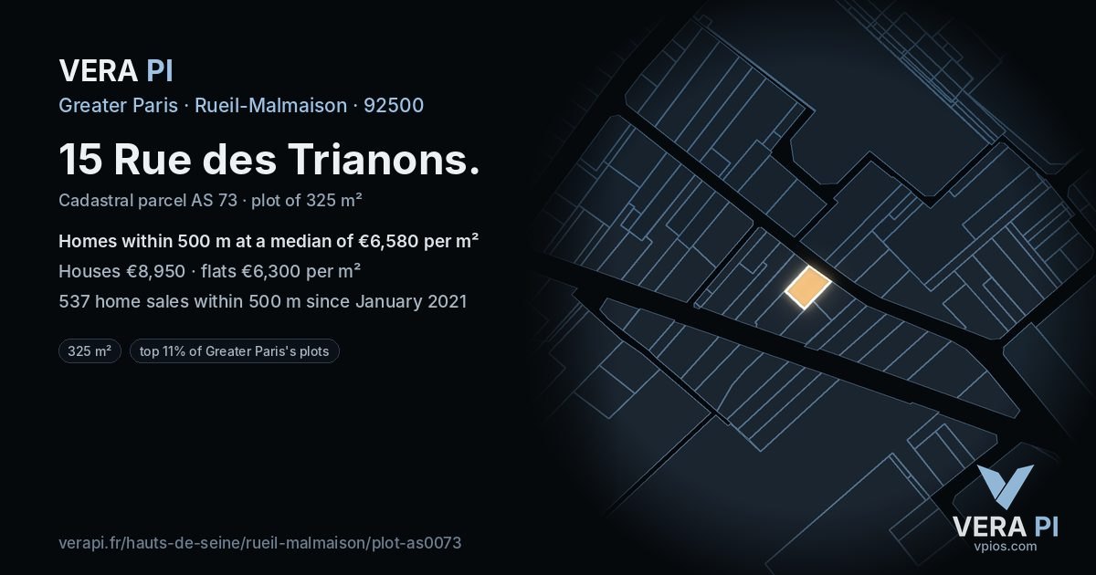 15 Rue des Trianons, Rueil-Malmaison at night – the plot lit, the parcels around coloured by the prices near them
