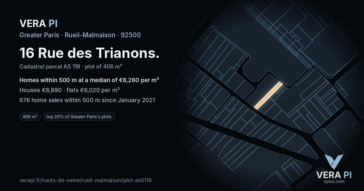 16 Rue des Trianons, Rueil-Malmaison at night – the plot lit, the parcels around coloured by the prices near them