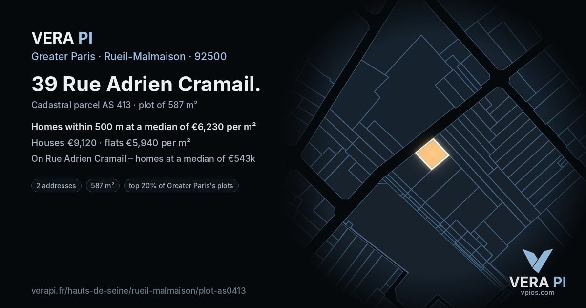 39 Rue Adrien Cramail, Rueil-Malmaison at night – the plot lit, the parcels around coloured by the prices near them