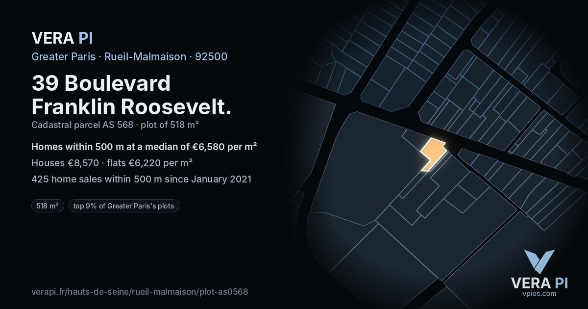 39 Boulevard Franklin Roosevelt, Rueil-Malmaison at night – the plot lit, the parcels around coloured by the prices near them