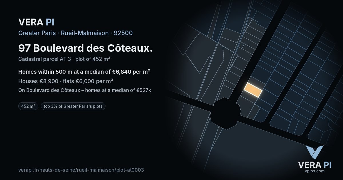 97 Boulevard des Côteaux, Rueil-Malmaison at night – the plot lit, the parcels around coloured by the prices near them