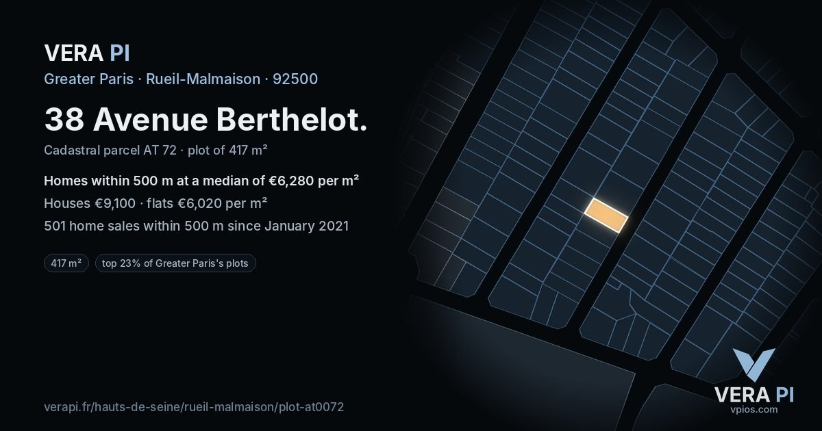 38 Avenue Berthelot, Rueil-Malmaison at night – the plot lit, the parcels around coloured by the prices near them