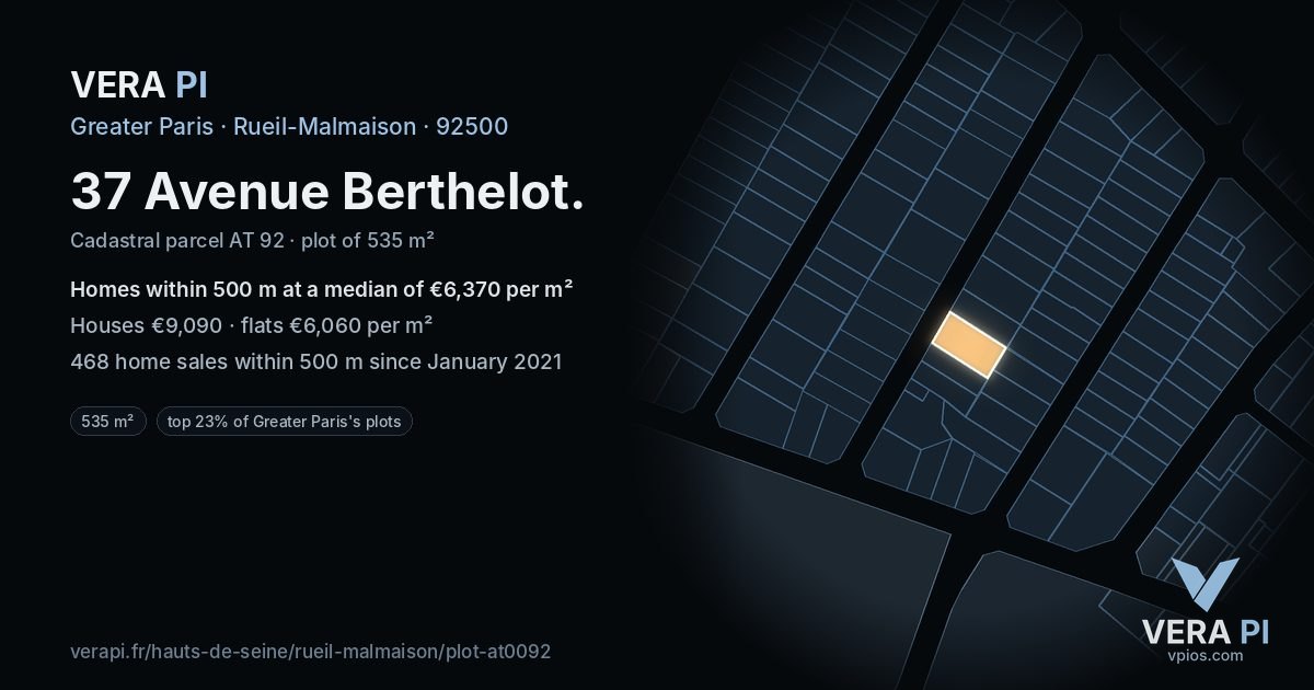 37 Avenue Berthelot, Rueil-Malmaison at night – the plot lit, the parcels around coloured by the prices near them