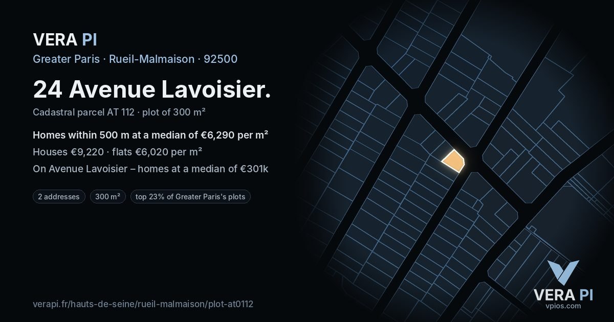 24 Avenue Lavoisier, Rueil-Malmaison at night – the plot lit, the parcels around coloured by the prices near them