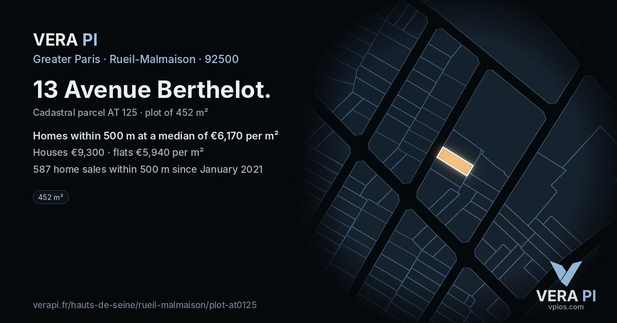 13 Avenue Berthelot, Rueil-Malmaison at night – the plot lit, the parcels around coloured by the prices near them
