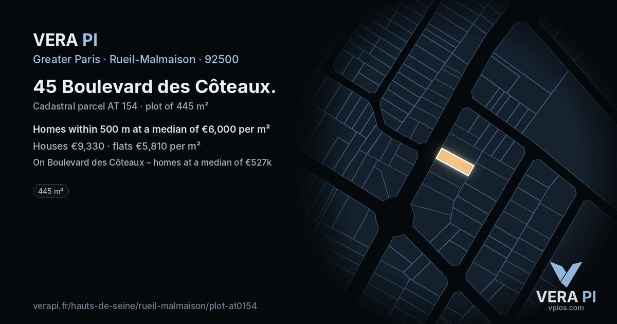 45 Boulevard des Côteaux, Rueil-Malmaison at night – the plot lit, the parcels around coloured by the prices near them