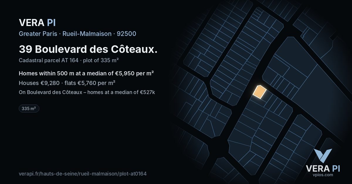 39 Boulevard des Côteaux, Rueil-Malmaison at night – the plot lit, the parcels around coloured by the prices near them