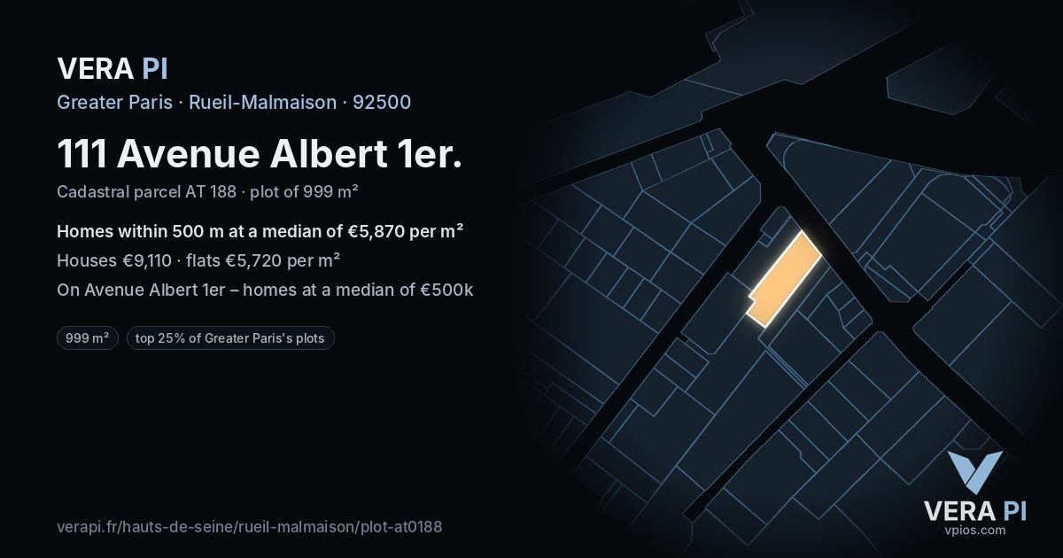 111 Avenue Albert 1er, Rueil-Malmaison at night – the plot lit, the parcels around coloured by the prices near them