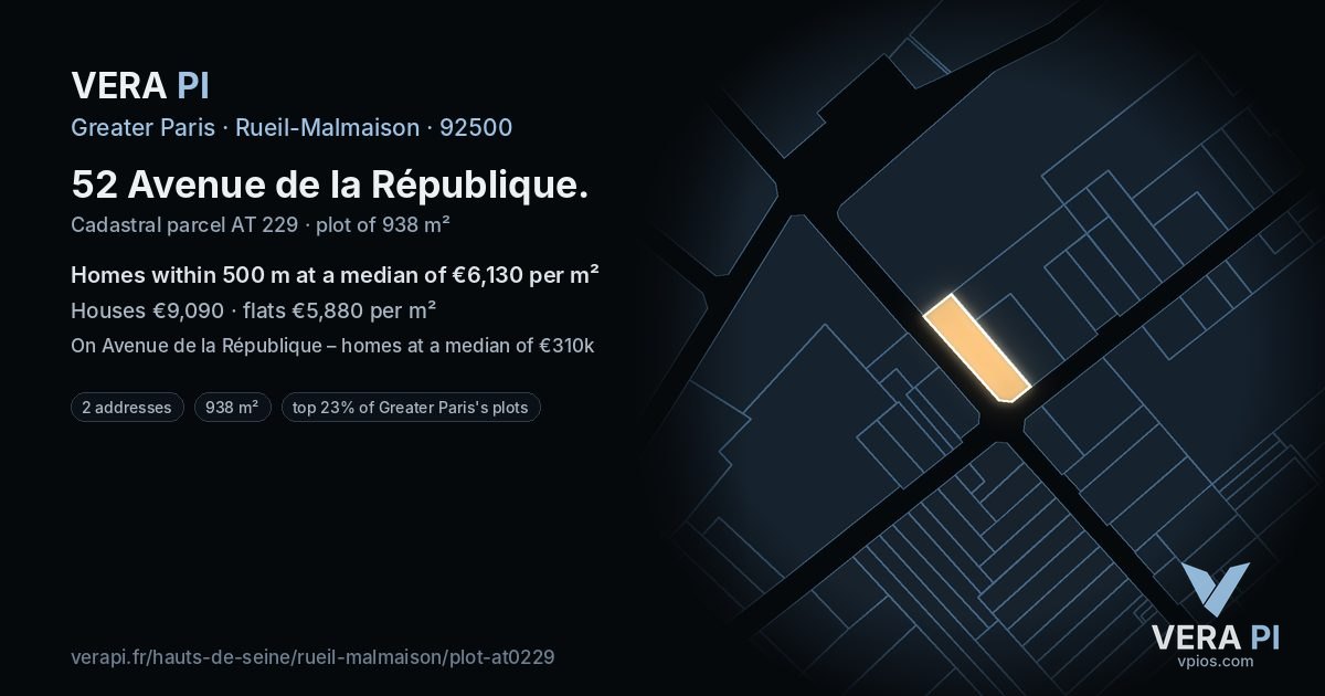 52 Avenue de la République, Rueil-Malmaison at night – the plot lit, the parcels around coloured by the prices near them