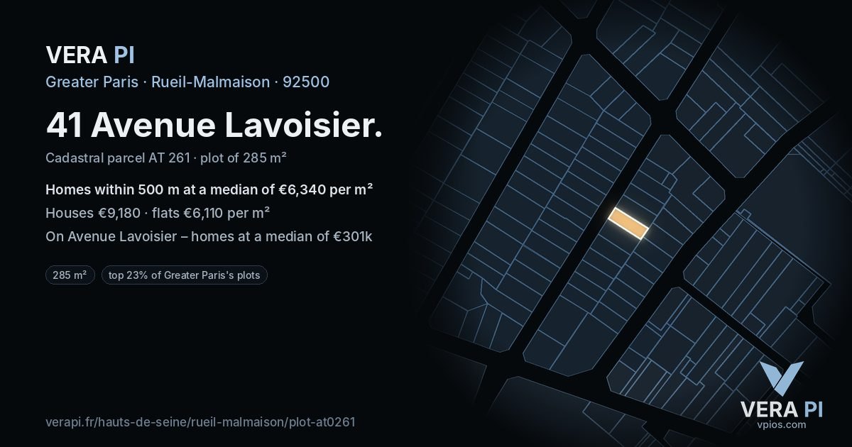 41 Avenue Lavoisier, Rueil-Malmaison at night – the plot lit, the parcels around coloured by the prices near them