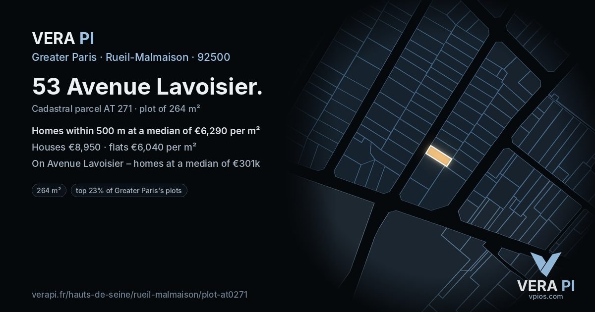53 Avenue Lavoisier, Rueil-Malmaison at night – the plot lit, the parcels around coloured by the prices near them