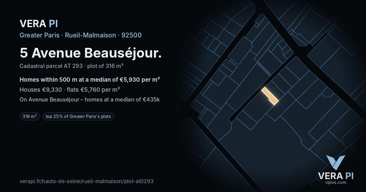 5 Avenue Beauséjour, Rueil-Malmaison at night – the plot lit, the parcels around coloured by the prices near them