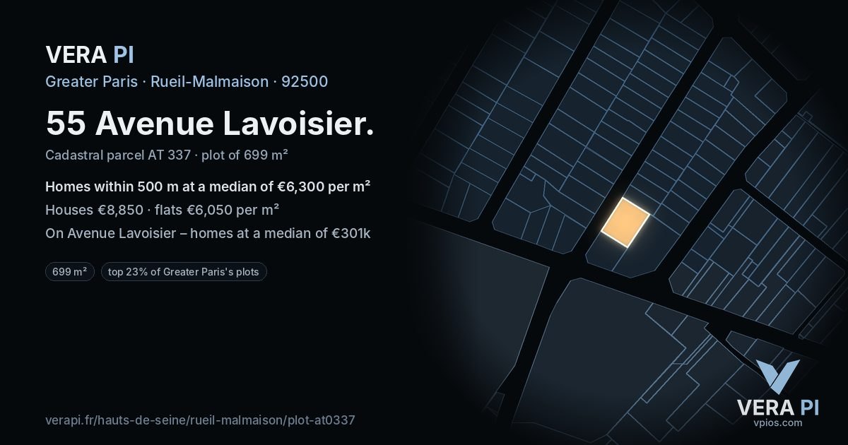 55 Avenue Lavoisier, Rueil-Malmaison at night – the plot lit, the parcels around coloured by the prices near them