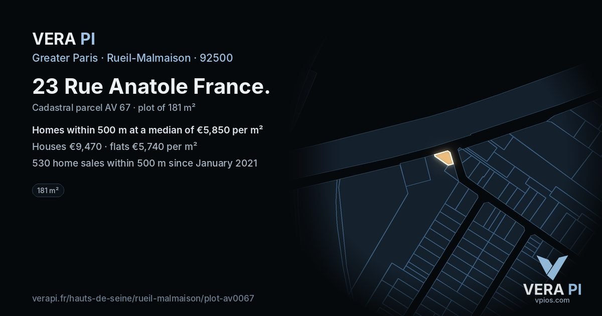23 Rue Anatole France, Rueil-Malmaison at night – the plot lit, the parcels around coloured by the prices near them