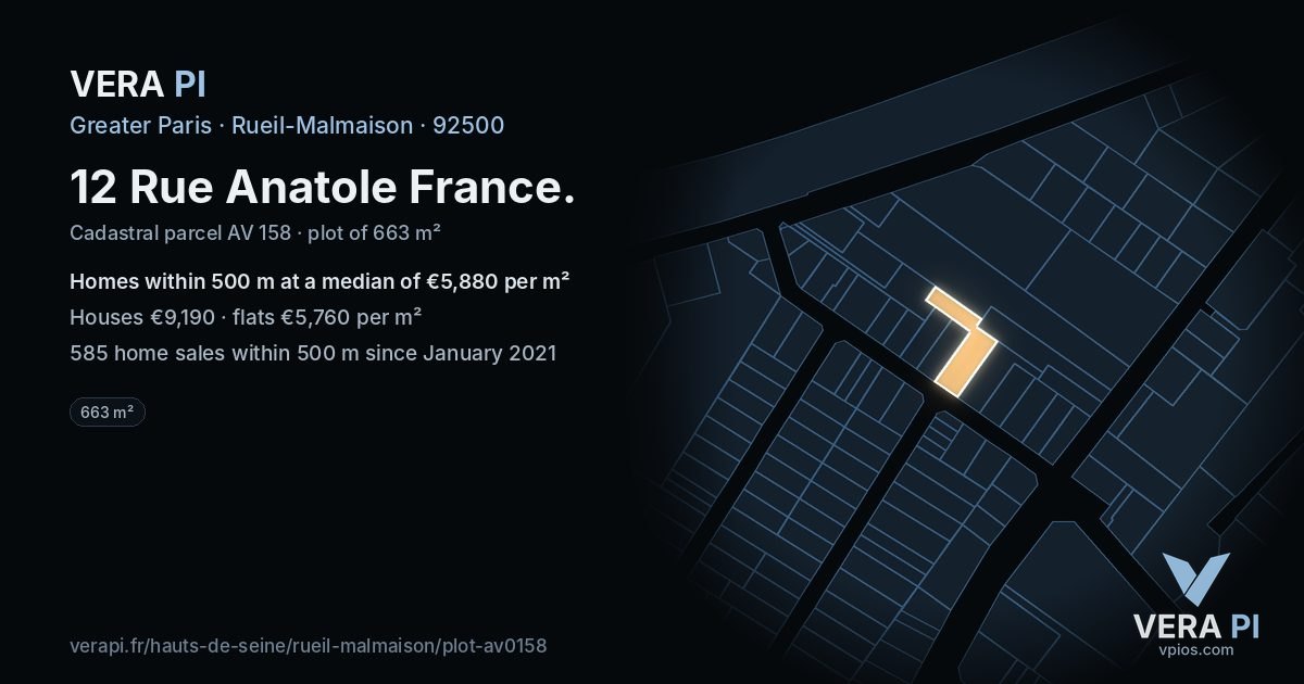 12 Rue Anatole France, Rueil-Malmaison at night – the plot lit, the parcels around coloured by the prices near them