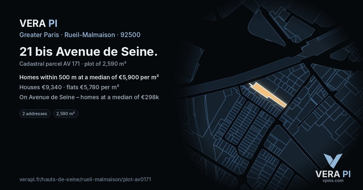 21 bis Avenue de Seine, Rueil-Malmaison at night – the plot lit, the parcels around coloured by the prices near them