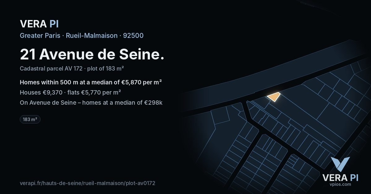 21 Avenue de Seine, Rueil-Malmaison at night – the plot lit, the parcels around coloured by the prices near them