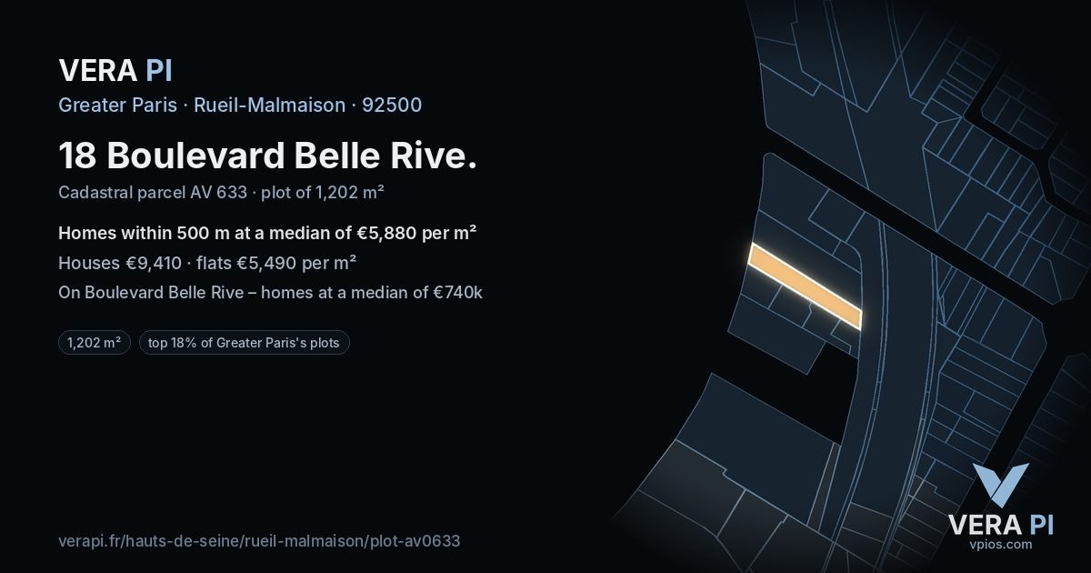 18 Boulevard Belle Rive, Rueil-Malmaison at night – the plot lit, the parcels around coloured by the prices near them