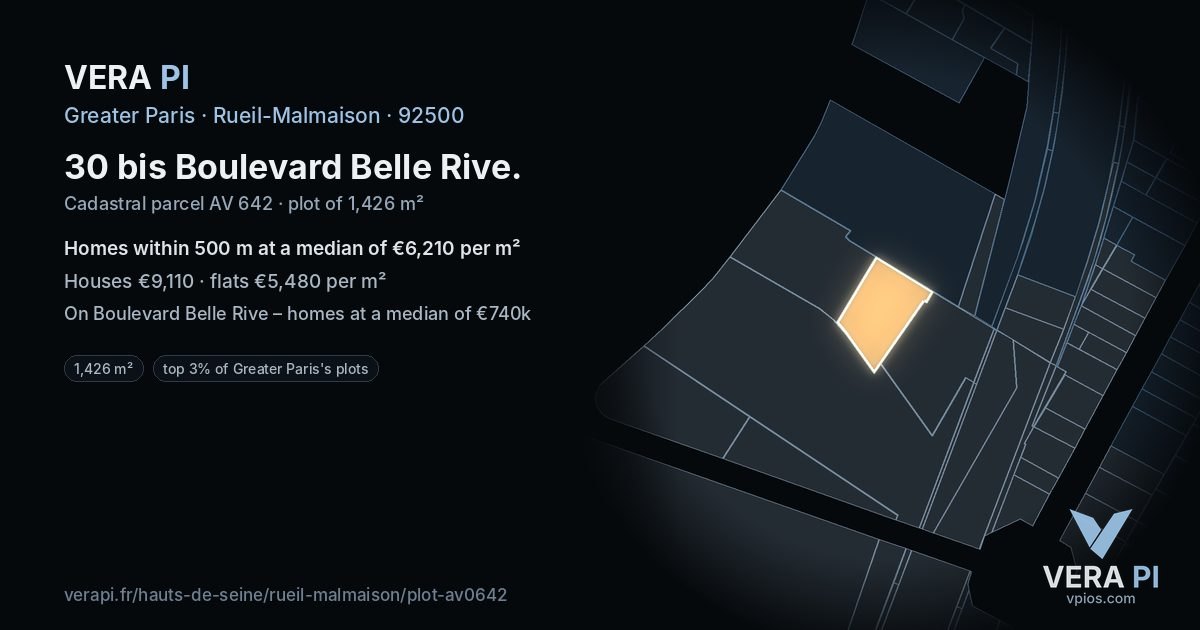 30 bis Boulevard Belle Rive, Rueil-Malmaison at night – the plot lit, the parcels around coloured by the prices near them