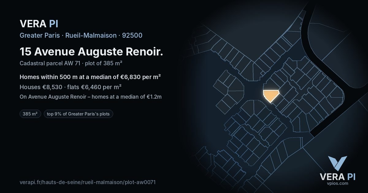 15 Avenue Auguste Renoir, Rueil-Malmaison at night – the plot lit, the parcels around coloured by the prices near them