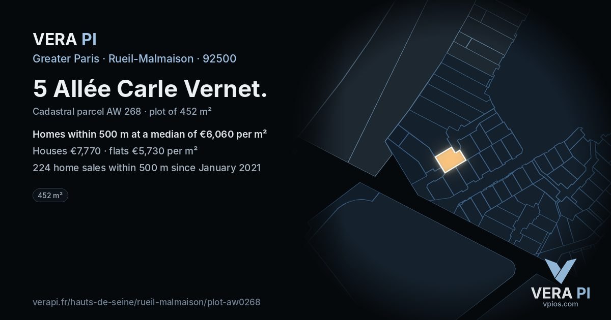 5 Allée Carle Vernet, Rueil-Malmaison at night – the plot lit, the parcels around coloured by the prices near them