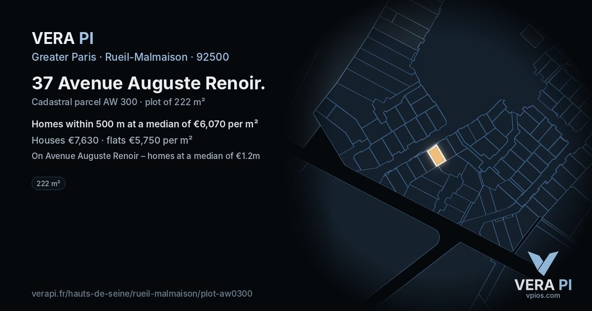 37 Avenue Auguste Renoir, Rueil-Malmaison at night – the plot lit, the parcels around coloured by the prices near them