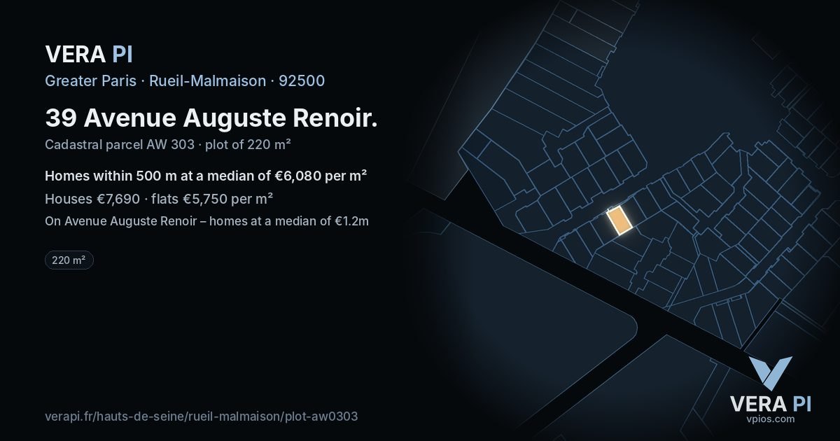 39 Avenue Auguste Renoir, Rueil-Malmaison at night – the plot lit, the parcels around coloured by the prices near them