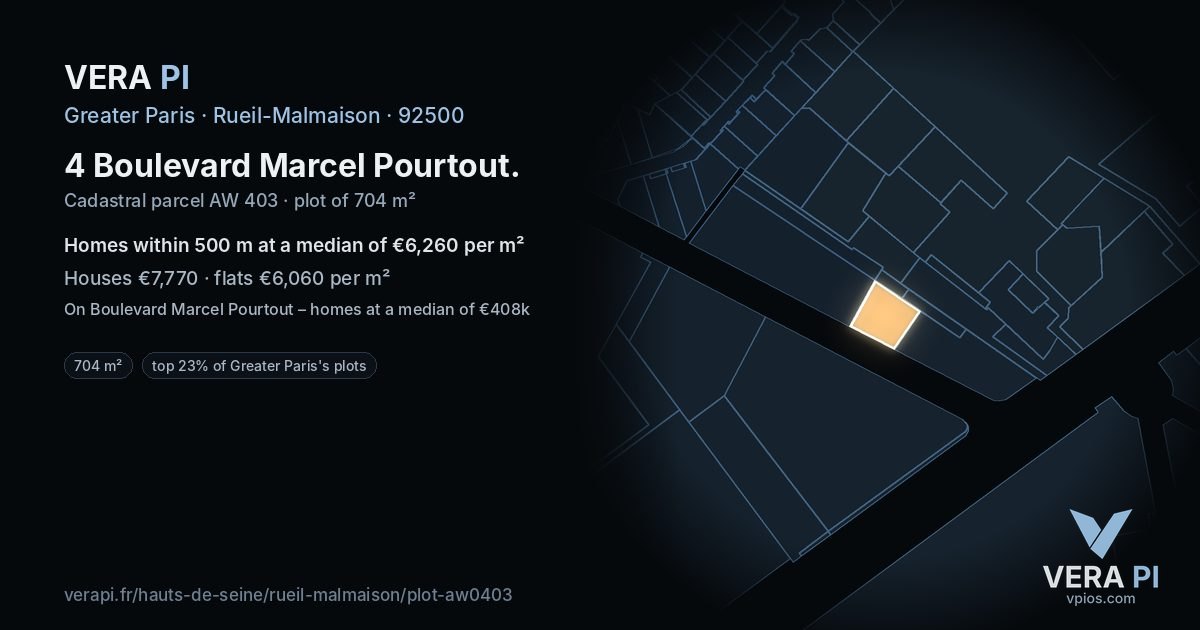 4 Boulevard Marcel Pourtout, Rueil-Malmaison at night – the plot lit, the parcels around coloured by the prices near them