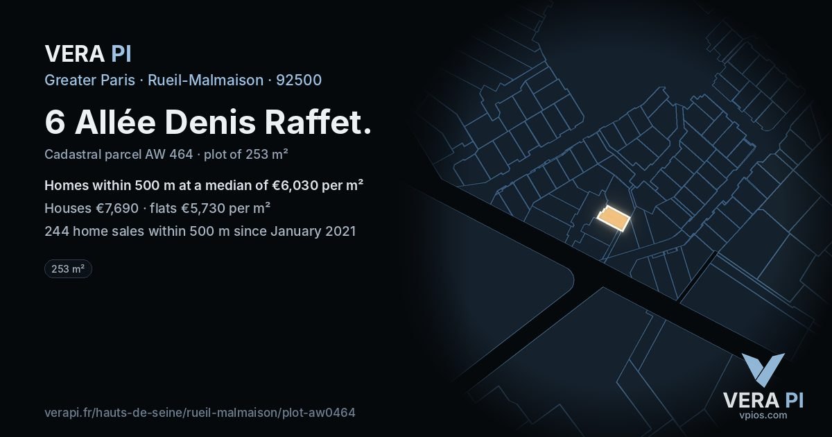 6 Allée Denis Raffet, Rueil-Malmaison at night – the plot lit, the parcels around coloured by the prices near them