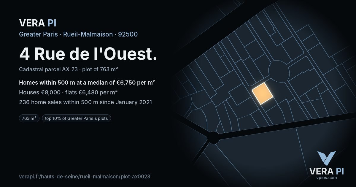 4 Rue de l'Ouest, Rueil-Malmaison at night – the plot lit, the parcels around coloured by the prices near them