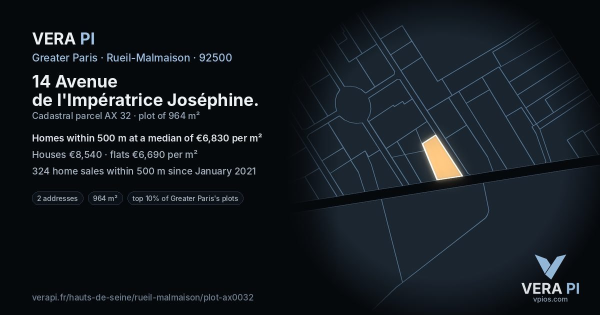 14 Avenue de l'Impératrice Joséphine, Rueil-Malmaison at night – the plot lit, the parcels around coloured by the prices near them