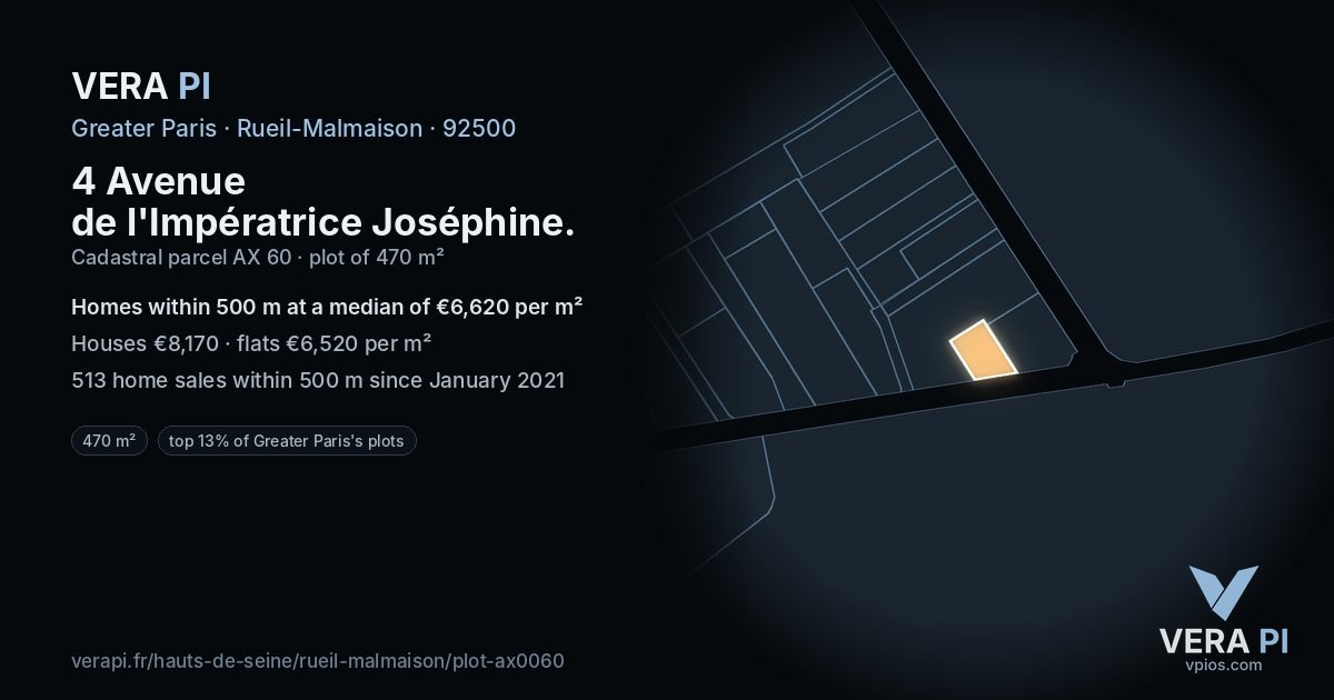 4 Avenue de l'Impératrice Joséphine, Rueil-Malmaison at night – the plot lit, the parcels around coloured by the prices near them