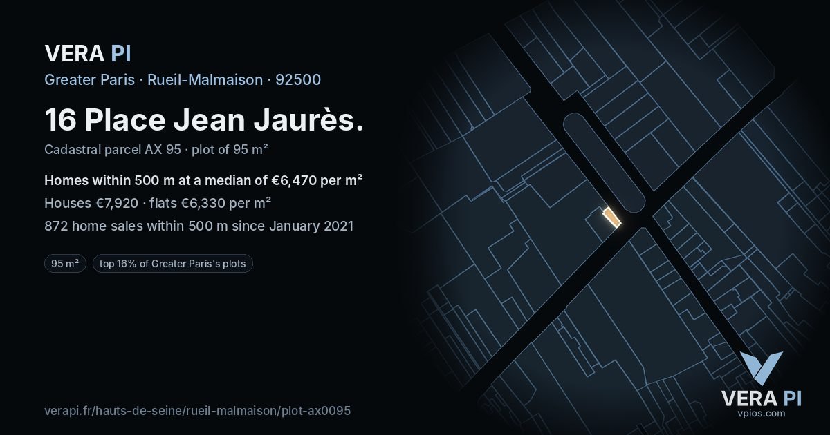 16 Place Jean Jaurès, Rueil-Malmaison at night – the plot lit, the parcels around coloured by the prices near them