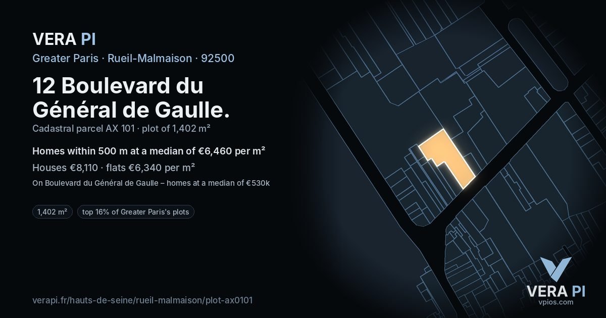 12 Boulevard du Général de Gaulle, Rueil-Malmaison at night – the plot lit, the parcels around coloured by the prices near them