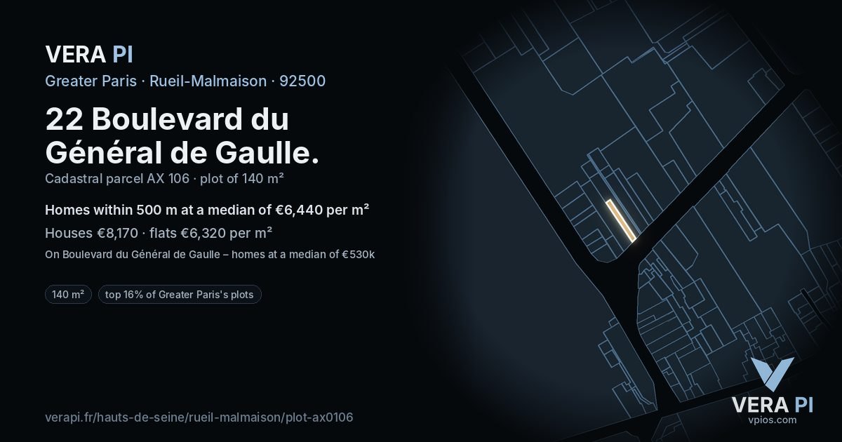 22 Boulevard du Général de Gaulle, Rueil-Malmaison at night – the plot lit, the parcels around coloured by the prices near them