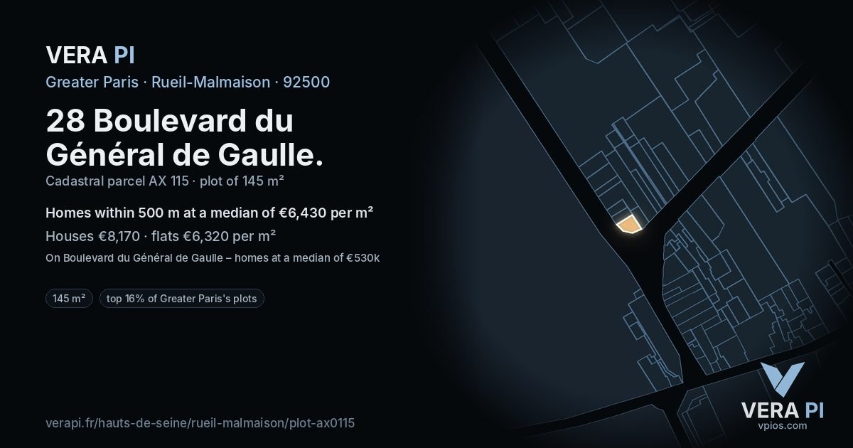 28 Boulevard du Général de Gaulle, Rueil-Malmaison at night – the plot lit, the parcels around coloured by the prices near them