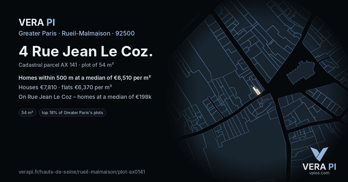 4 Rue Jean Le Coz, Rueil-Malmaison at night – the plot lit, the parcels around coloured by the prices near them