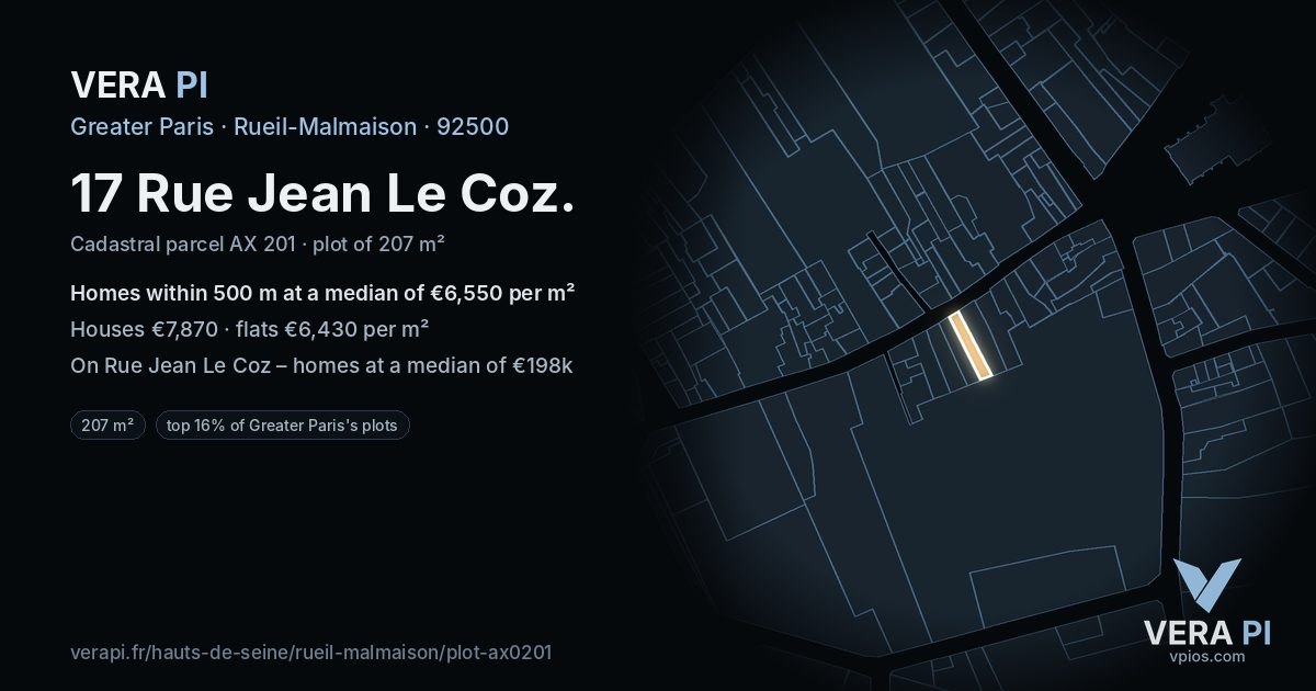 17 Rue Jean Le Coz, Rueil-Malmaison at night – the plot lit, the parcels around coloured by the prices near them