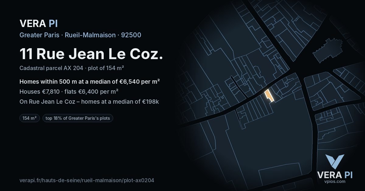 11 Rue Jean Le Coz, Rueil-Malmaison at night – the plot lit, the parcels around coloured by the prices near them