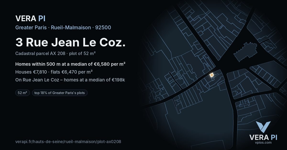 3 Rue Jean Le Coz, Rueil-Malmaison at night – the plot lit, the parcels around coloured by the prices near them